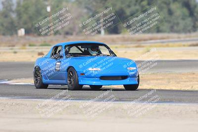 media/Sep-20-2025-Extreme Speed (Sat) [[1fcc23683c]]/Orange (Mid Intermediate)/Session 1 (Sunset)/